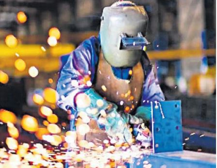 img El 44$ del VAB industrial comarcal l'aporta el metall 